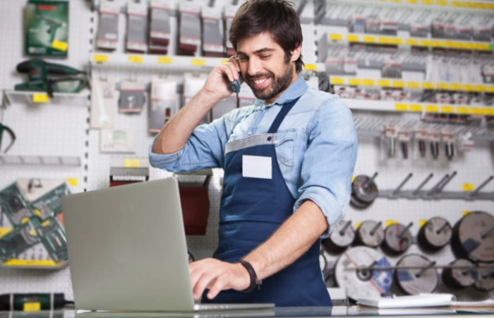 Seguro para comercio en gestión diaria de negocio