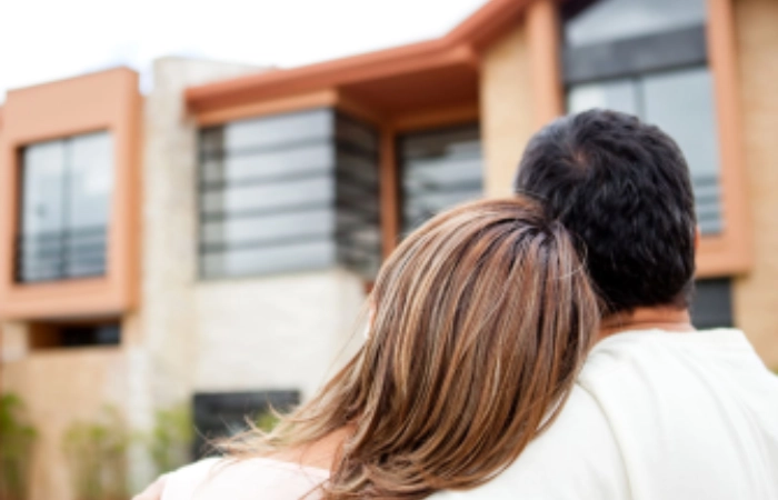 Seguro para el hogar que protege la vivienda y a la familia