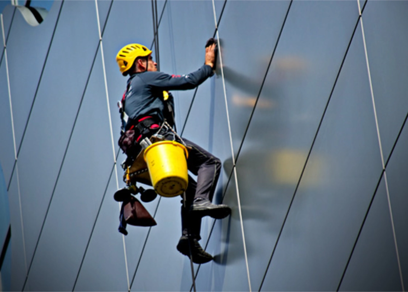 ART riesgos del trabajo para trabajador en altura